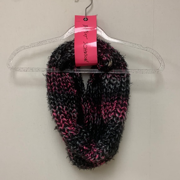Betsey Johnson Cowl Scarf in Neon Pink • NWT! - Picture 2 of 9